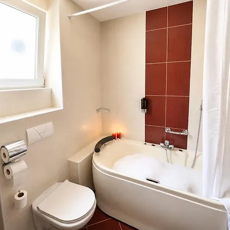 Szálloda Neptun 4*