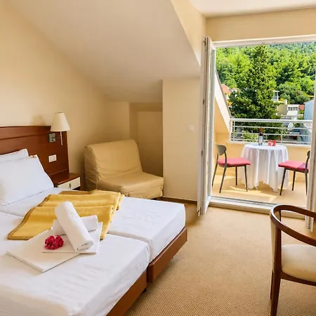 Neptun Hotell Gradac (Split-Dalmatia)